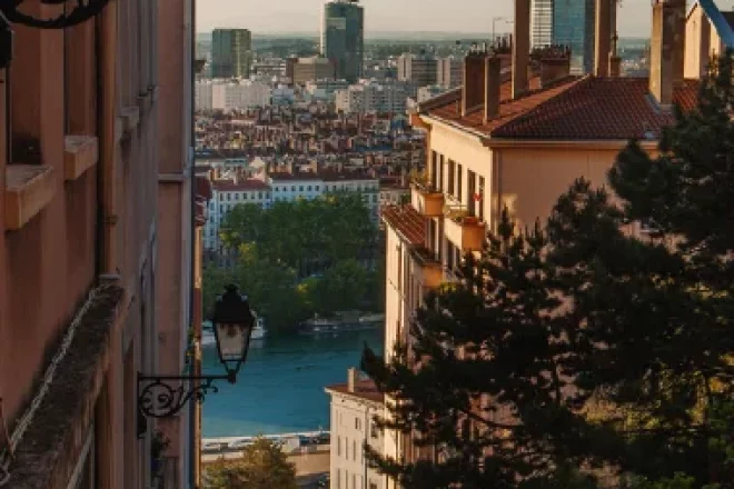 Chauffeur guide touristique à Lyon